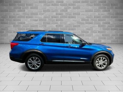 Certified 2023 Ford Explorer XLT w/ Equipment Group 202A