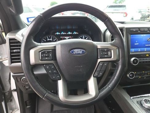 Used 2021 Ford Expedition XLT image 9