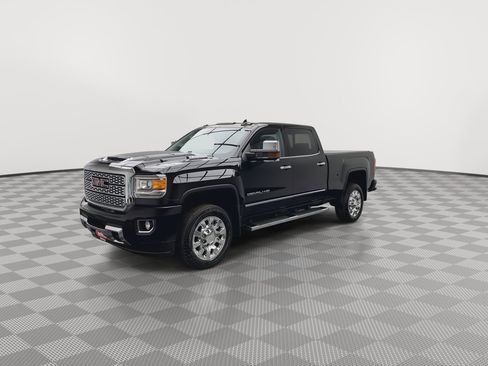 Used 2019 GMC Sierra 2500 Denali image 43