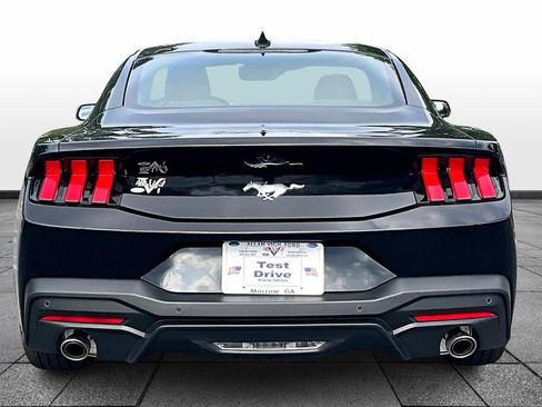 New 2025 Ford Mustang Coupe image 4