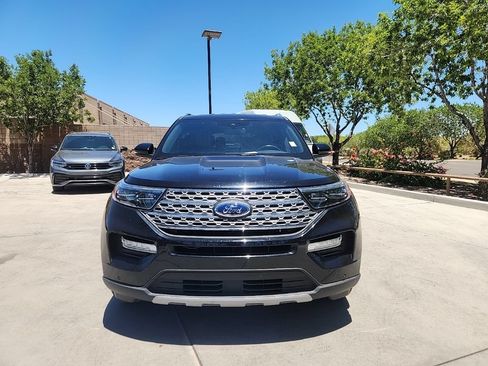 Used 2020 Ford Explorer Limited AWD/4WD image 3