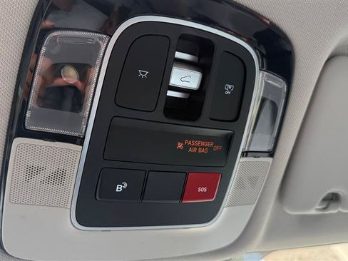 Used 2025 Hyundai Tucson SEL FWD image 38