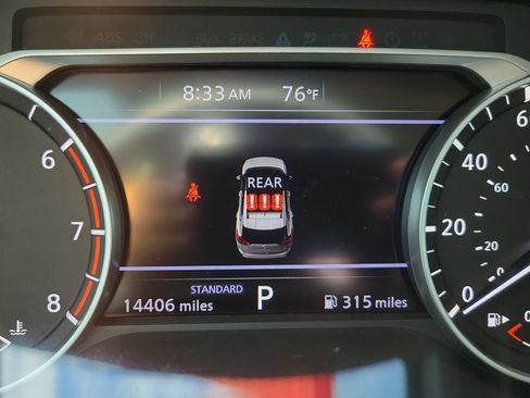 Certified 2024 Nissan Rogue SV FWD image 22