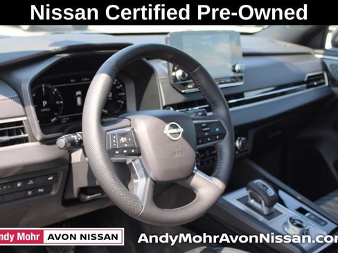 Used 2026 Nissan Rogue Platinum w/ Family Package AWD/4WD image 17