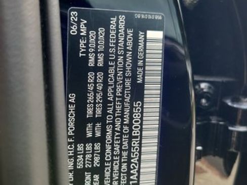 Used 2024 Porsche Macan Turbo image 31