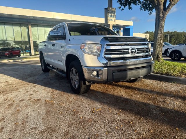 Used 2016 Toyota Tundra SR5 w/ SR5 Upgrade Package AWD/4WD image 13