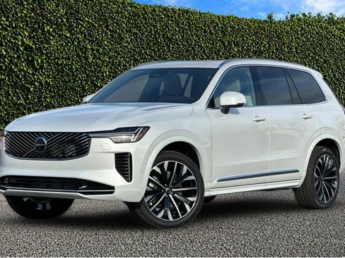 New 2026 Volvo XC90 B5 Plus w/ Protection Package AWD/4WD image 1