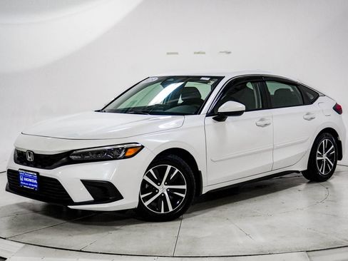 Used 2023 Honda Civic LX image 1