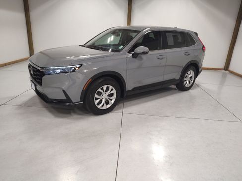 Used 2024 Honda CR-V LX image 4
