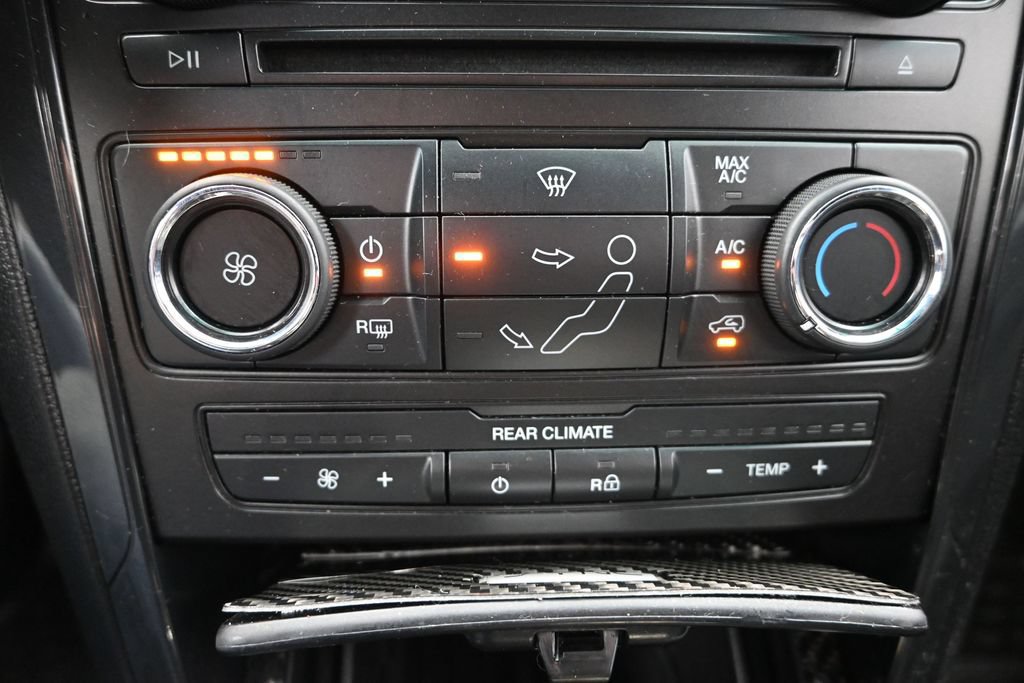 Used 2017 Ford Explorer XLT FWD image 18
