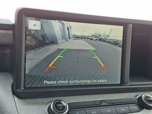 Certified 2024 Ford Maverick XLT w/ XLT Luxury Package image 22