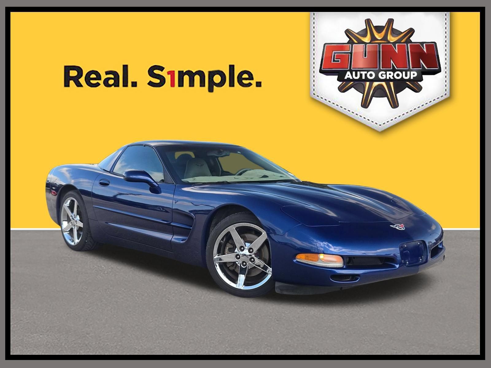 Used 2004 Chevrolet Corvette Coupe w/ Preferred Equipment Group RWD image 1