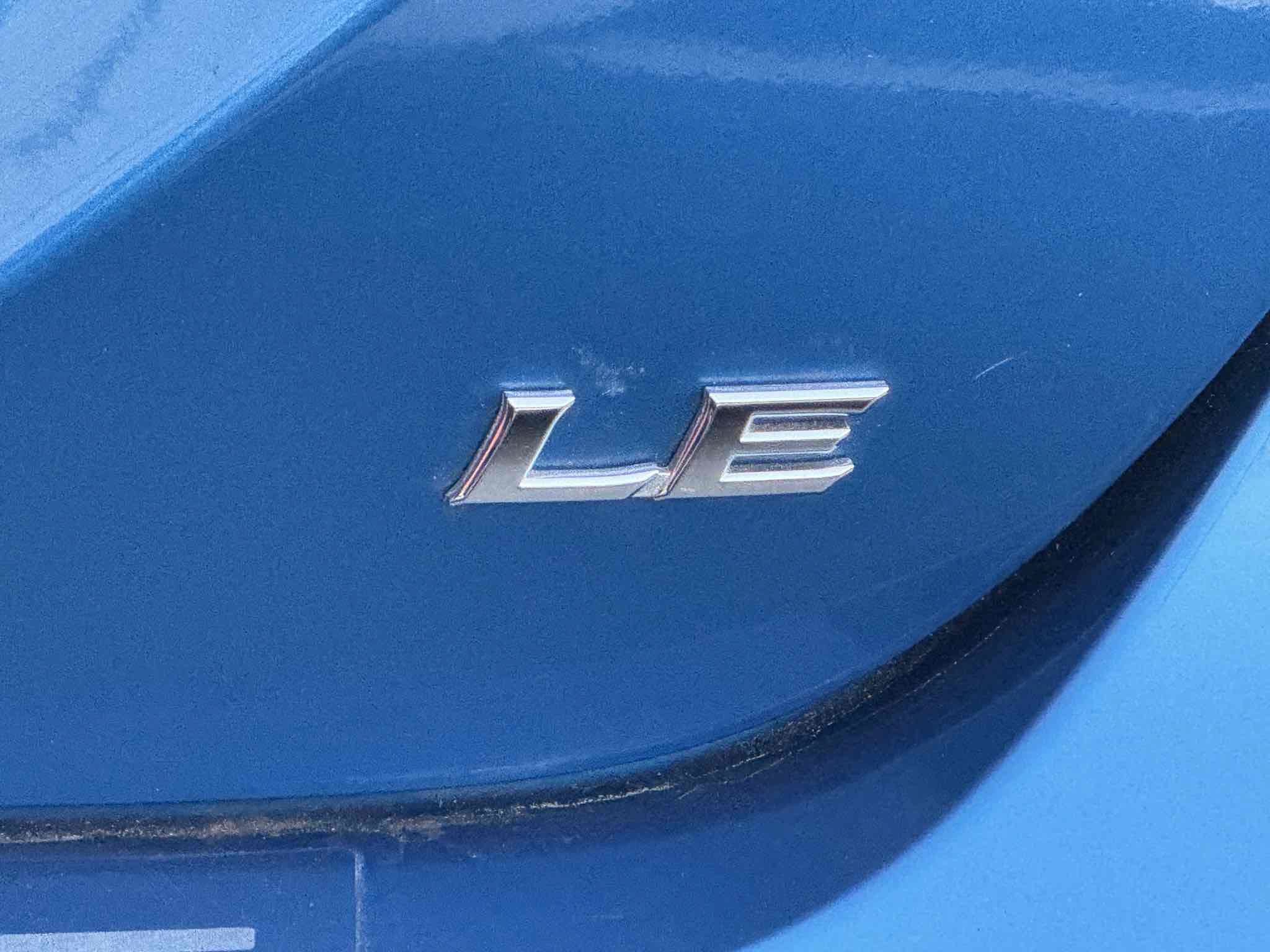 Used 2020 Toyota Camry LE w/ Carpet Mat Package FWD image 40