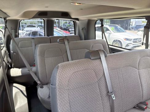 Used 2024 GMC Savana 3500 LS RWD image 12