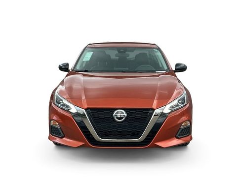 Used 2021 Nissan Altima 2.5 SR FWD image 2