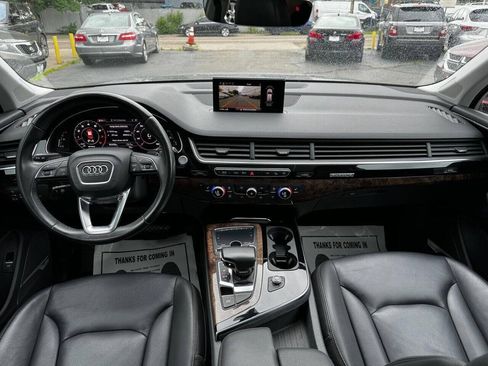 Used 2018 Audi Q7 3.0T Premium Plus w/ Premium Plus Package AWD/4WD image 17