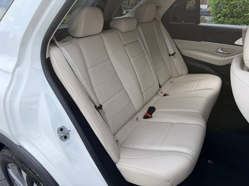 Used 2021 Mercedes-Benz GLE 350 w/ Premium Package image 38