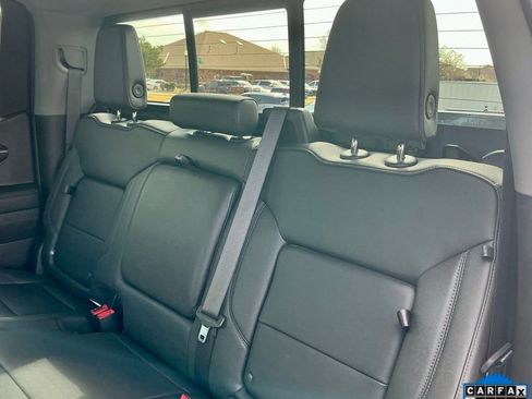 Used 2024 GMC Sierra 1500 SLT w/ SLT Premium Plus Package image 33