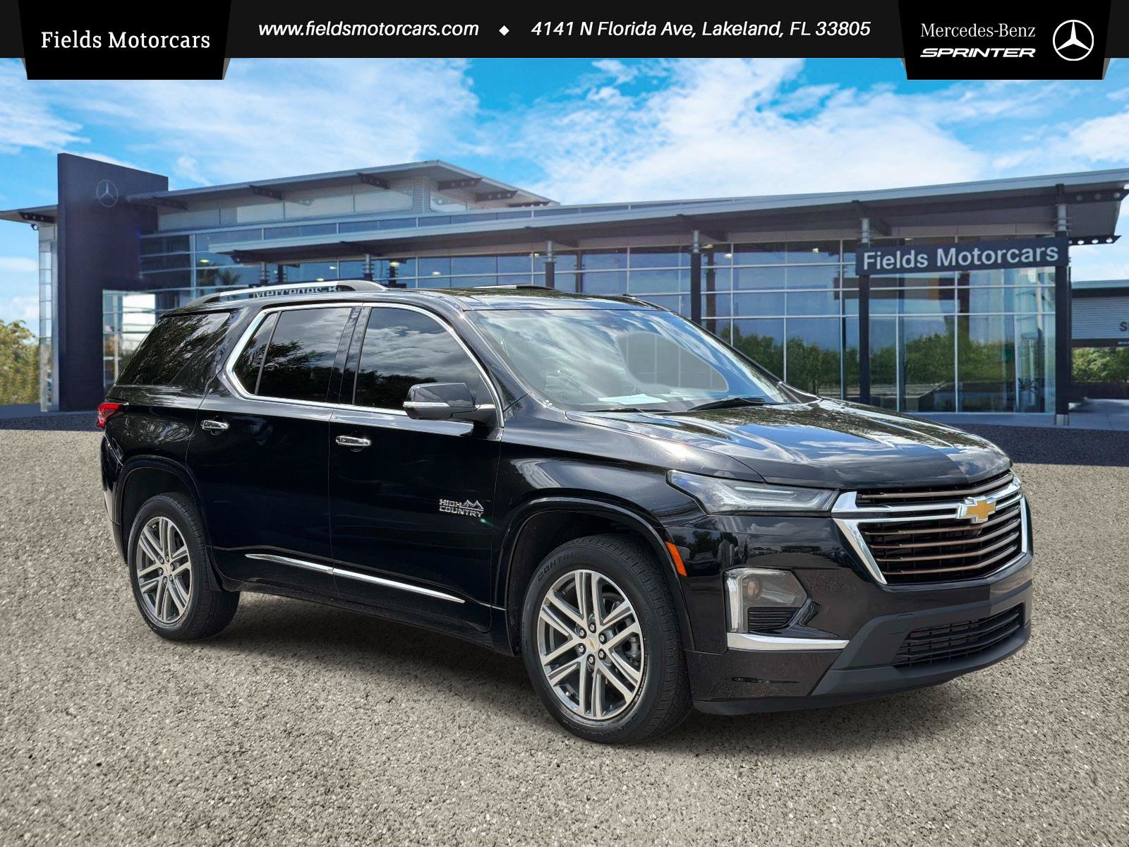 Used 2023 Chevrolet Traverse High Country w/ LPO, Floor Liner Package FWD image 1