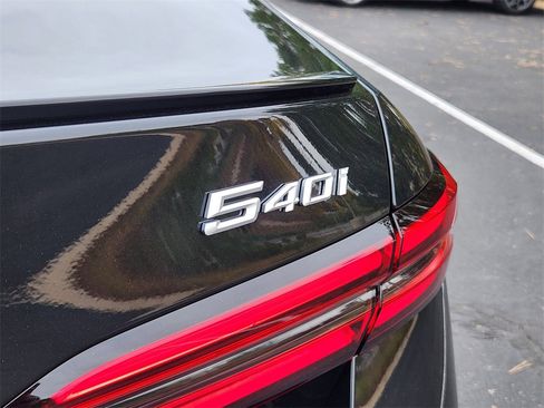 New 2026 BMW 540i xDrive w/ M Sport Package image 19