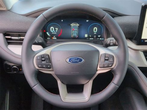 New 2026 Ford Explorer Active image 23