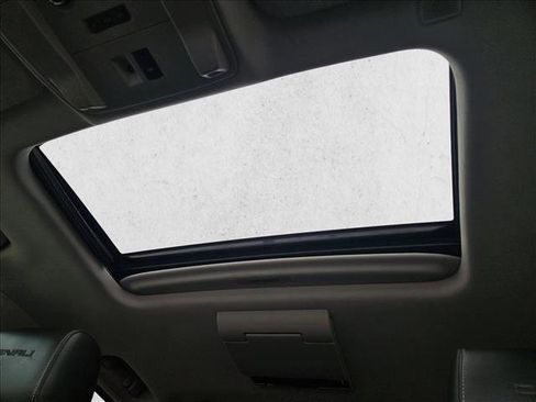 Used 2017 GMC Yukon XL Denali w/ Open Road Package image 16