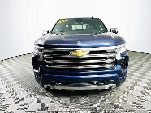 Used 2022 Chevrolet Silverado 1500 High Country w/ High Country Premium Package image 4