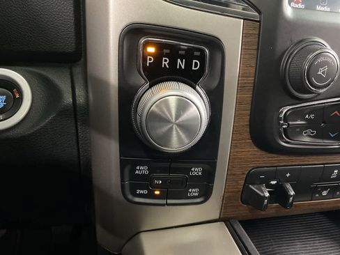 Used 2017 RAM 1500 Laramie w/ Convenience Group image 25