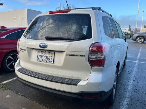 Used 2015 Subaru Forester 2.5i Premium image 4