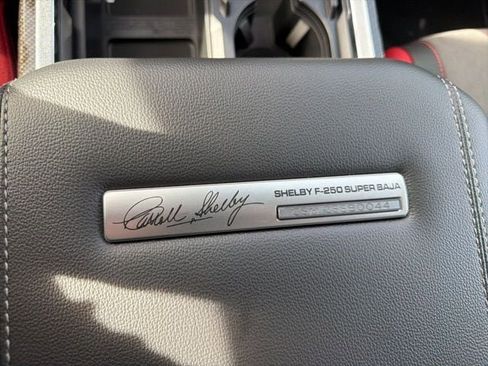 New 2025 Ford F250 Lariat w/ Lariat Ultimate Package AWD/4WD image 32