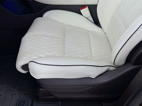 Certified 2024 Lincoln Aviator Black Label AWD/4WD image 23