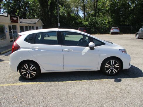 Used 2018 Honda Fit EX image 12