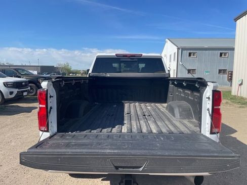 Used 2024 Chevrolet Silverado 2500 LTZ w/ LTZ Plus Package AWD/4WD image 10