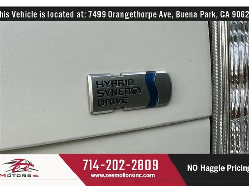 Used 2015 Toyota Prius Four FWD image 59
