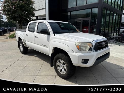 Used 2013 Toyota Tacoma 4x4 Double Cab w/ TRD Off-Road Pkg image 1