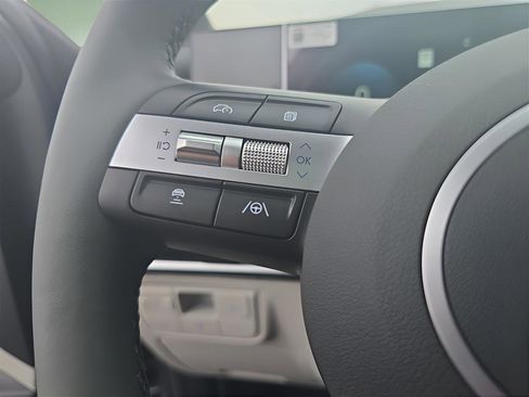 New 2025 Hyundai Tucson Limited image 22