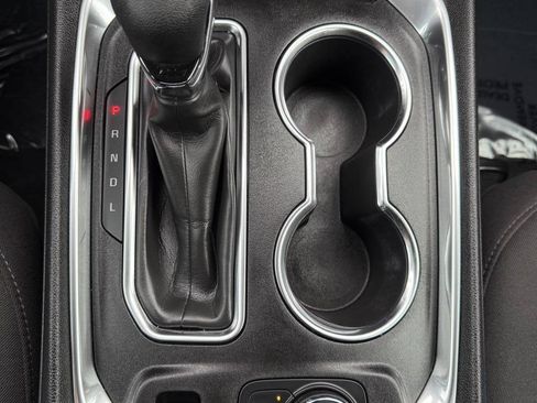 Used 2024 Chevrolet Traverse LT AWD/4WD image 18