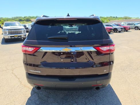 Used 2021 Chevrolet Traverse LT FWD image 6