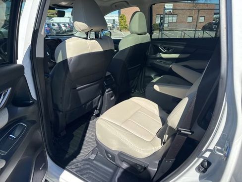 Used 2025 Subaru Ascent Limited w/ Popular Package #1 image 14