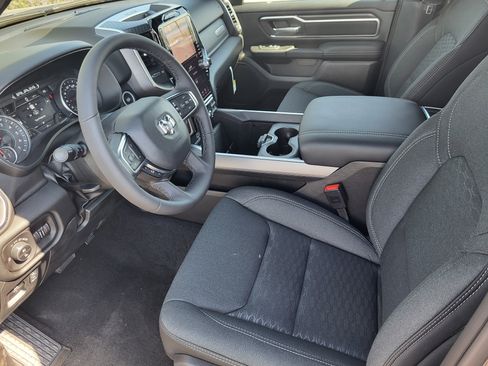 New 2026 RAM 1500 Big Horn AWD/4WD image 9