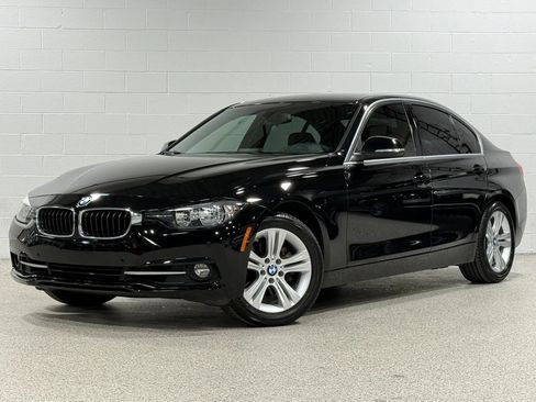Used 2017 BMW 330i Sedan image 2