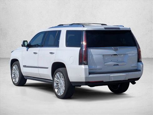 Used 2018 Cadillac Escalade Platinum image 8