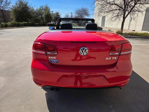 Used 2015 Volkswagen Eos Komfort image 32
