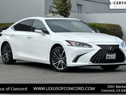 Certified 2024 Lexus ES 300h w/ Premium Package