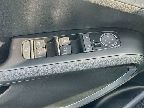 Certified 2024 Kia Soul EX FWD image 18