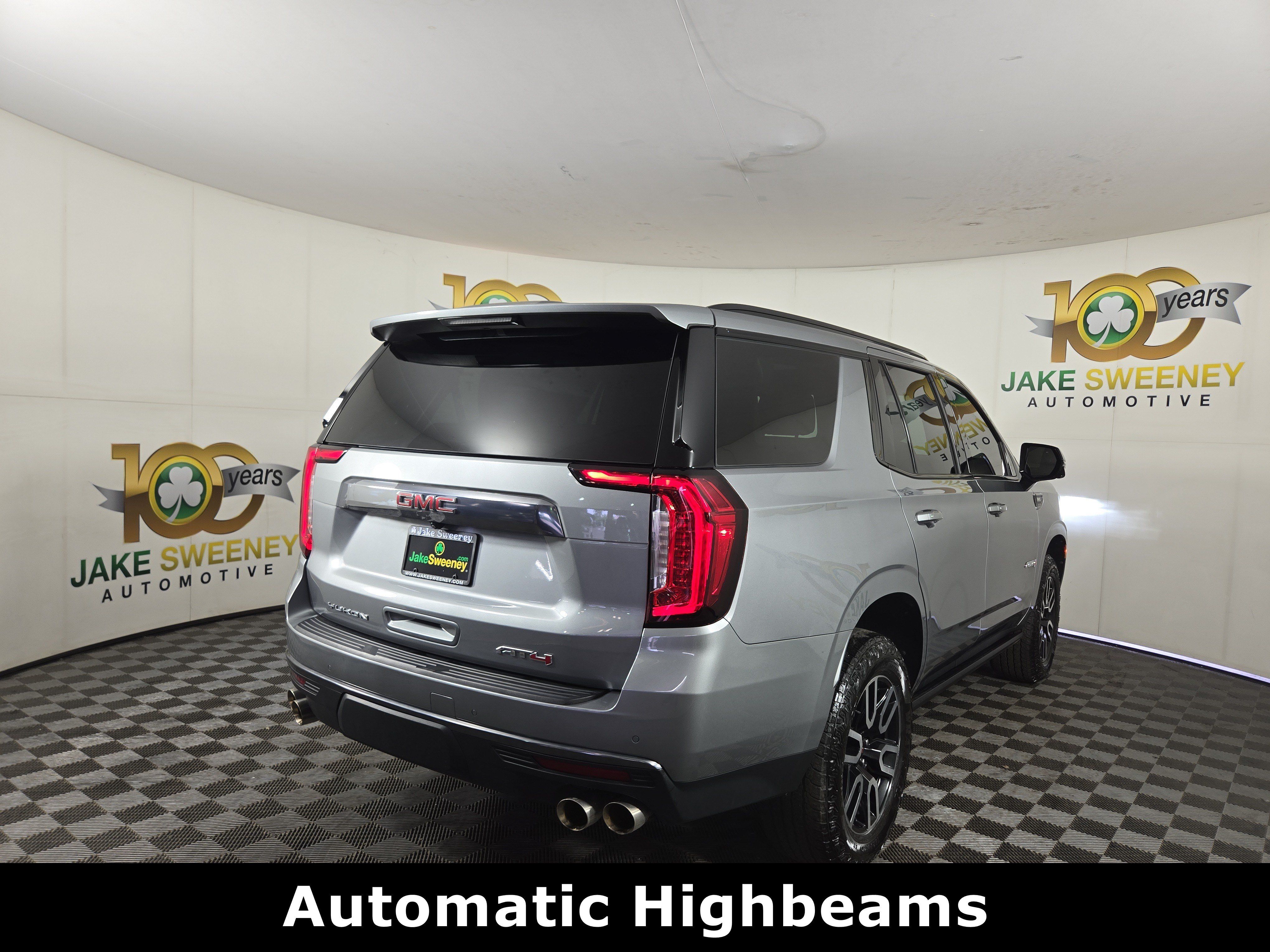 Certified 2023 GMC Yukon AT4 w/ AT4 Premium Plus Package AWD/4WD image 9