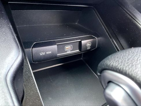 Used 2024 Kia Telluride LX FWD image 30