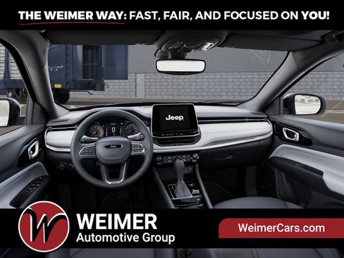 Used 2025 Jeep Compass Limited w/ Sun & Sound Group AWD/4WD image 14