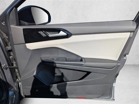 New 2025 Volkswagen Taos S image 27