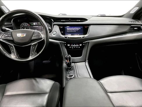 Used 2023 Cadillac XT5 Premium Luxury FWD image 18